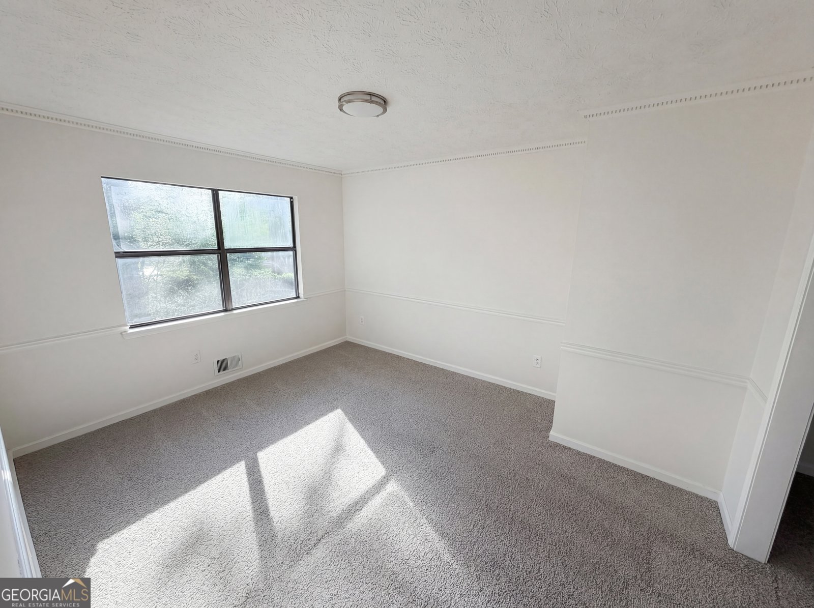 300 Martingale Drive Peachtree City - Photo 7