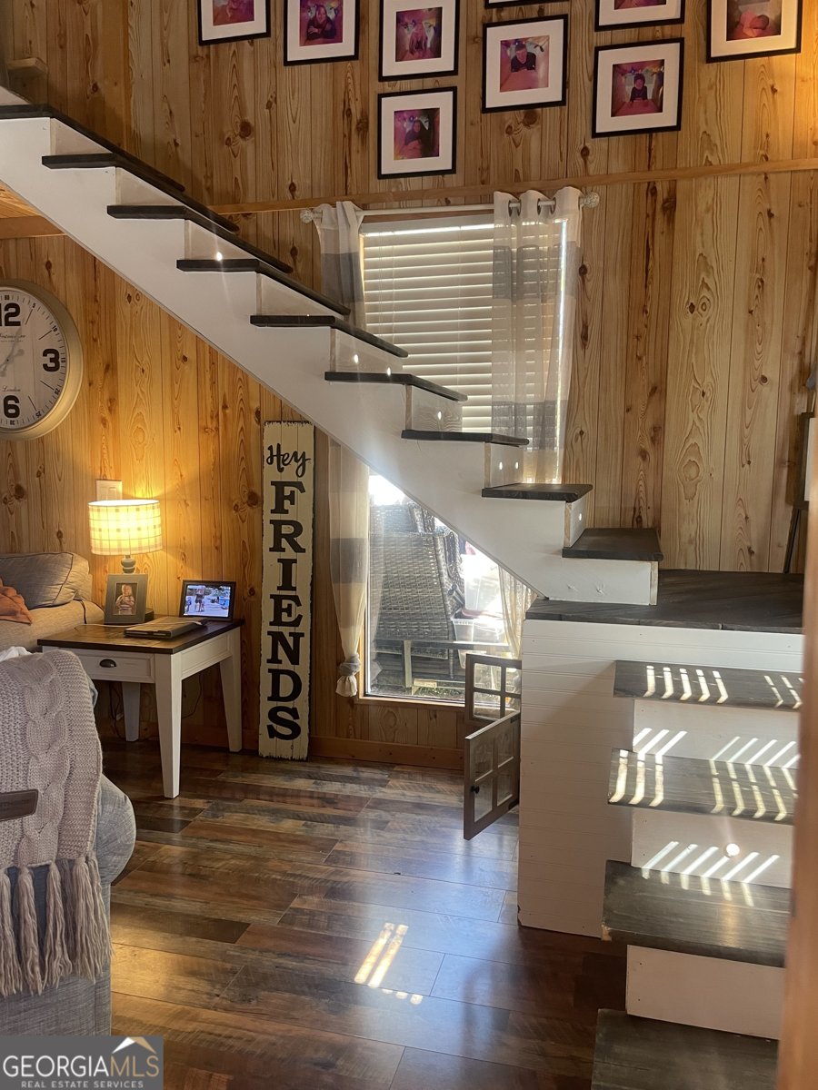 8 Cindy Parkway Cleveland - Photo 26