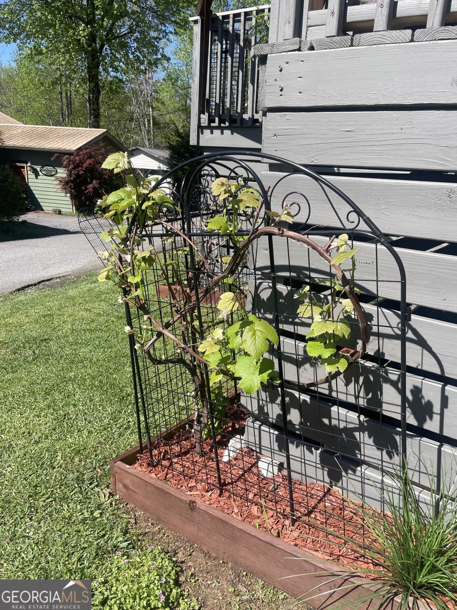 8 Cindy Parkway Cleveland - Photo 35