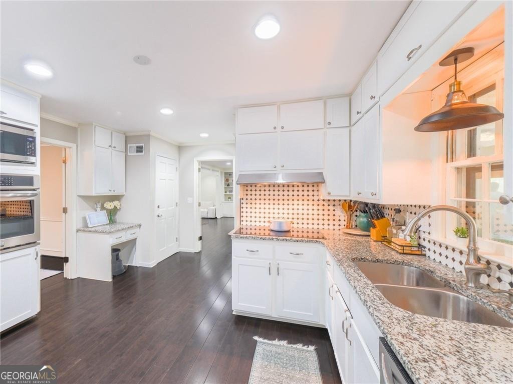 945 Riverbend Drive Lilburn - Photo 7