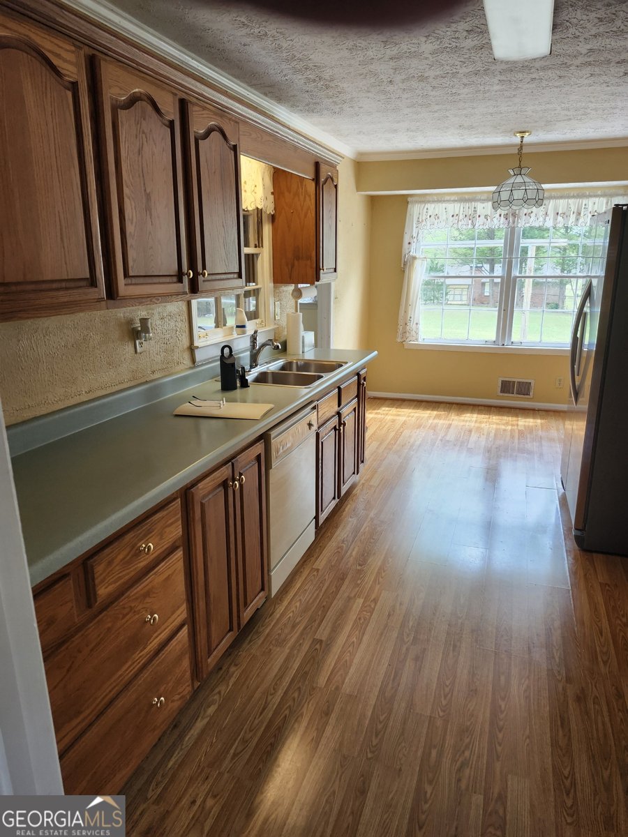 3027 Carol Drive Fayetteville - Photo 6