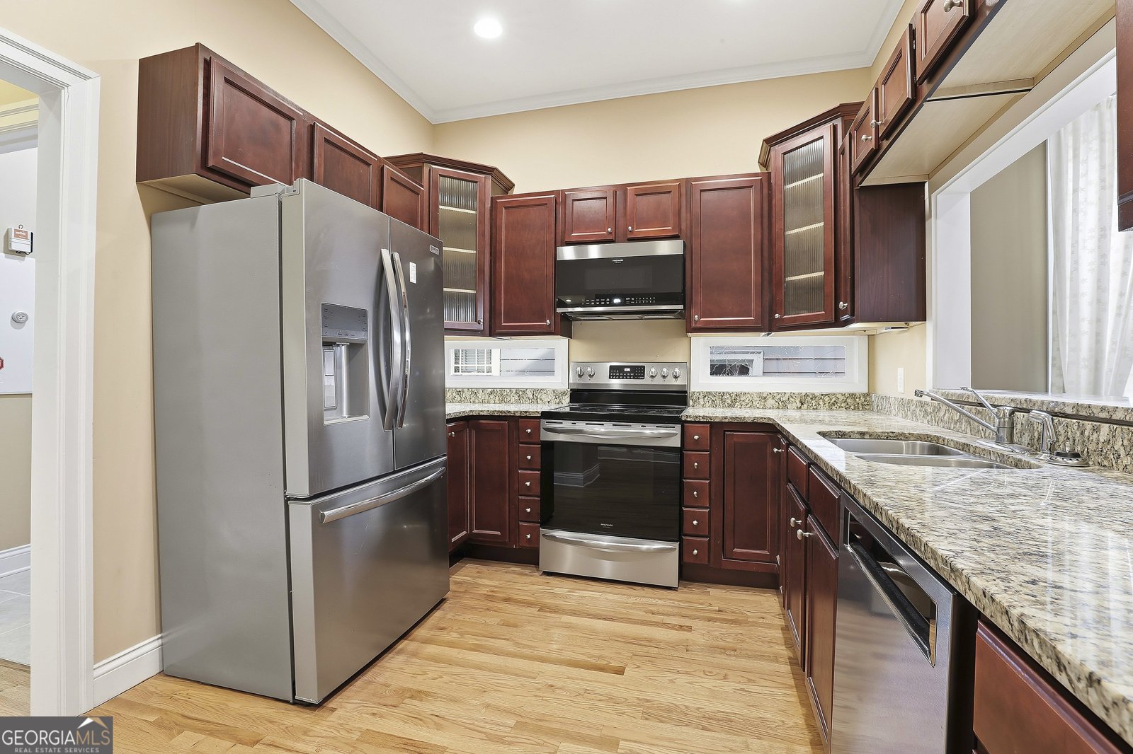 905 Custer St Hapeville - Photo 17