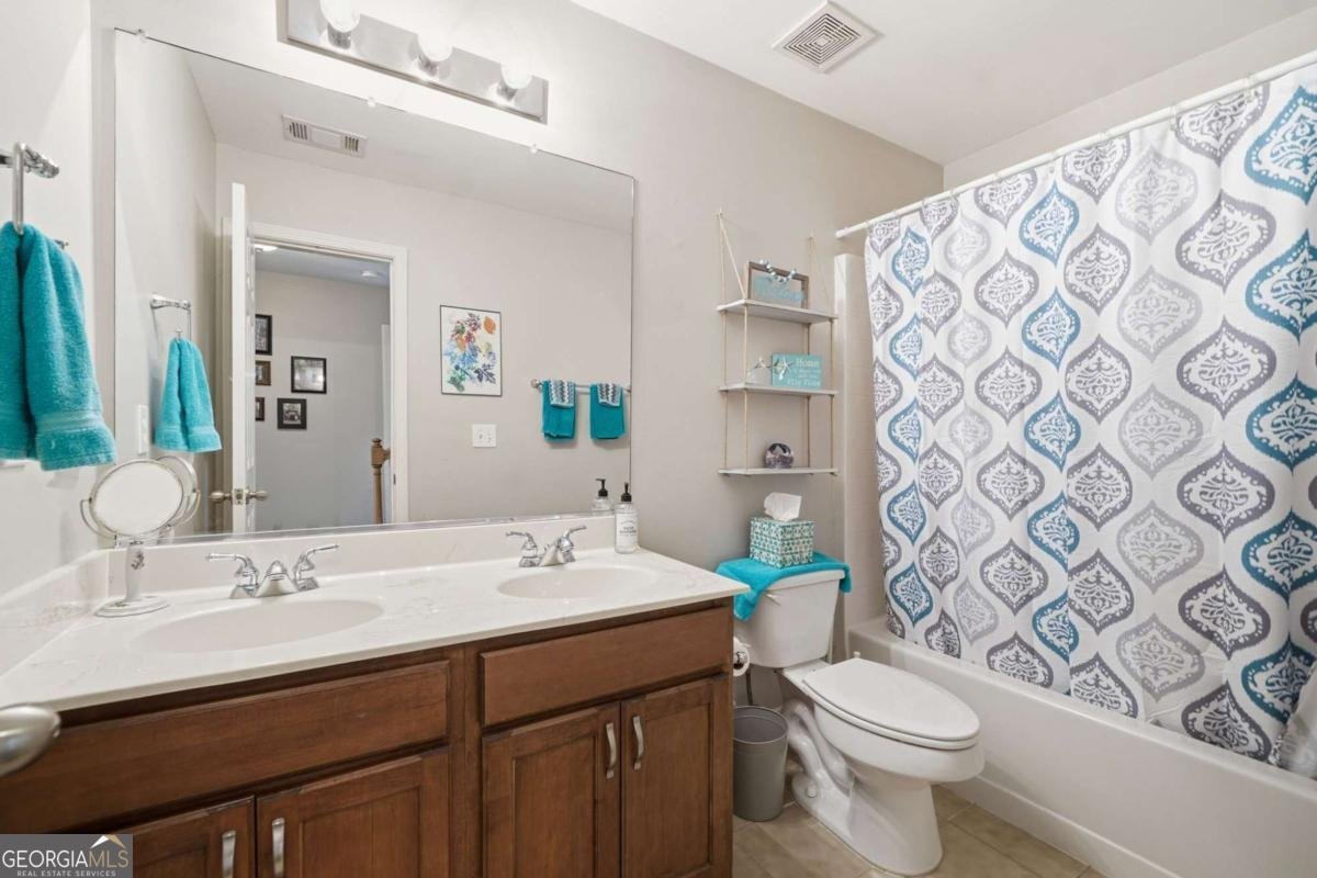 151 Newcastle Walk Woodstock - Photo 45