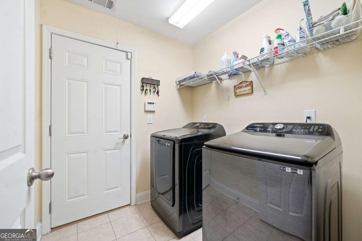 151 Newcastle Walk Woodstock - Photo 46