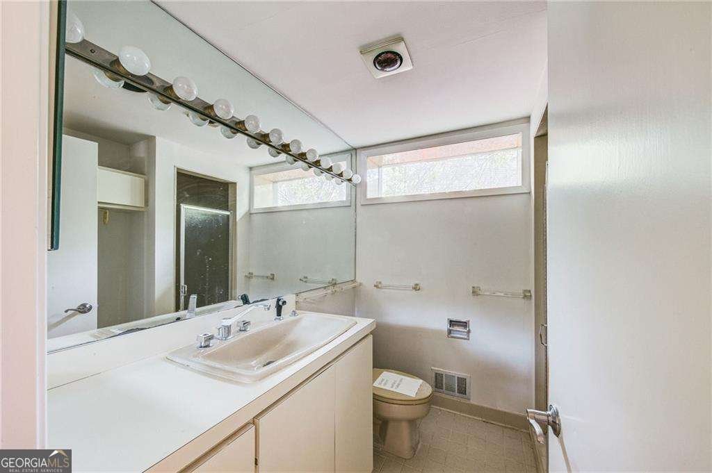 378 Hillside Drive Atlanta - Photo 12