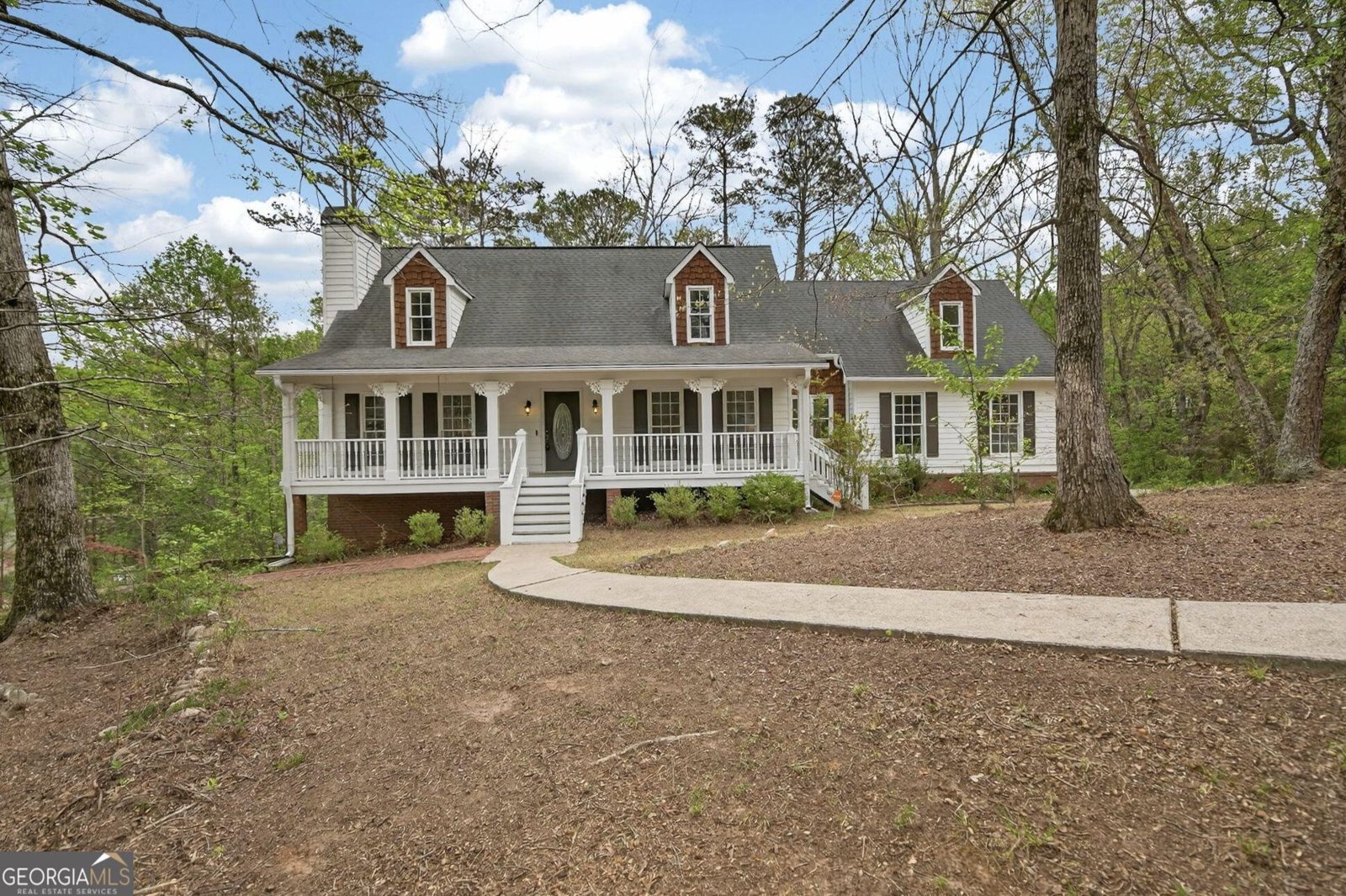 4901 Tree Tops Drive Douglasville - Photo 1