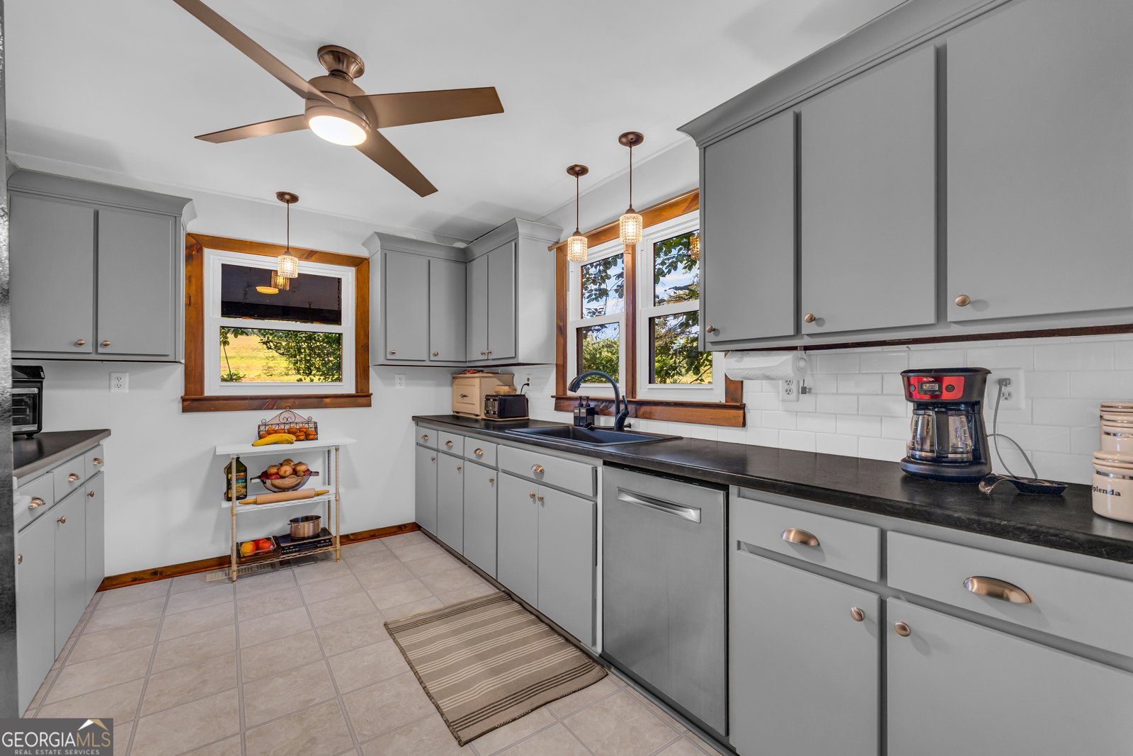 197 Joan Smith Road Hull - Photo 24