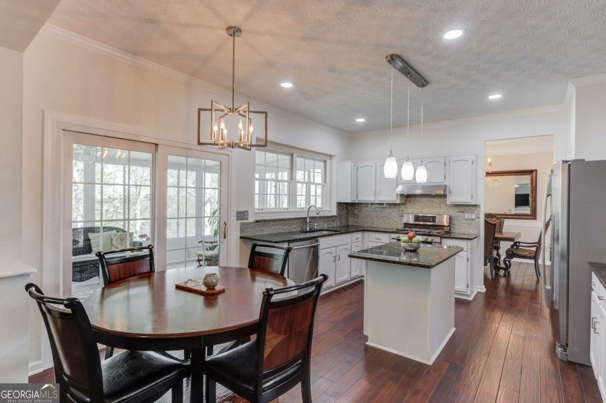 6530 Maid Marion Close Alpharetta - Photo 13