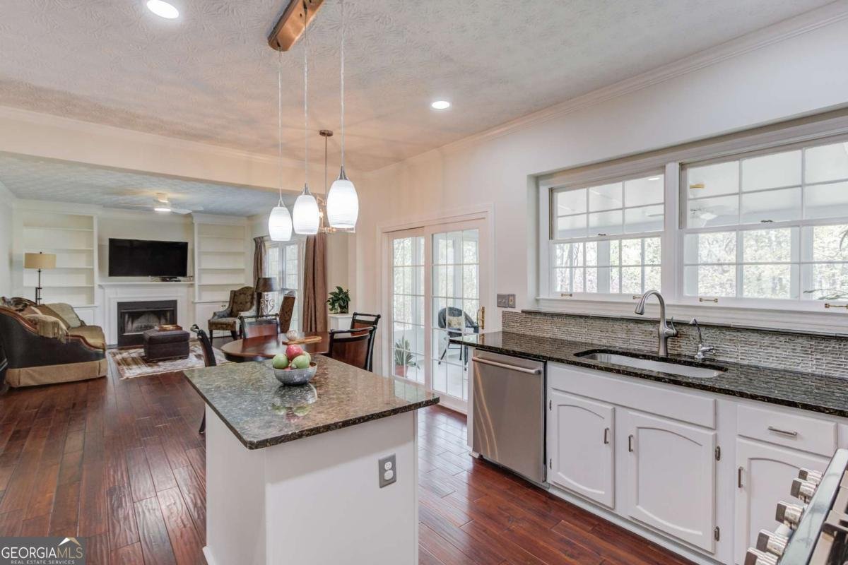 6530 Maid Marion Close Alpharetta - Photo 16