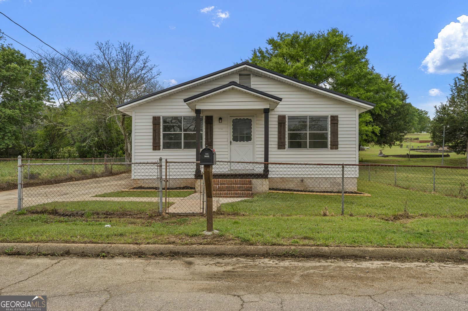 401 N 14th Avenue Lanett - main photo