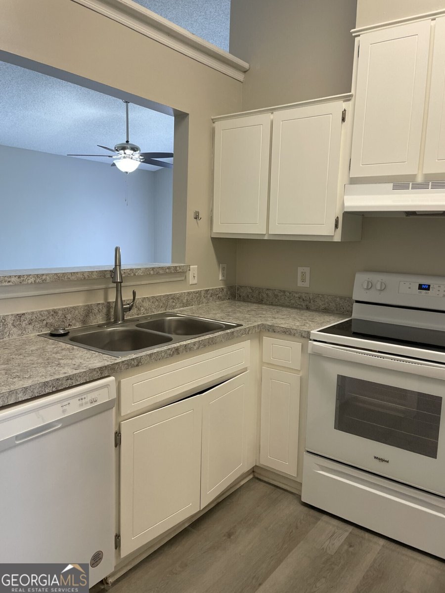 304 Mission Forest Trail Kingsland - Photo 6