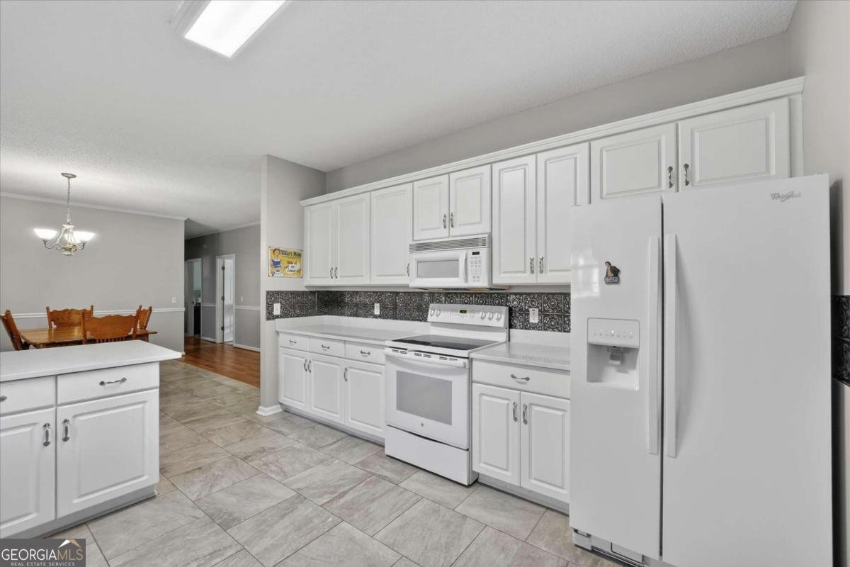 330 Central Avenue Guyton - Photo 14