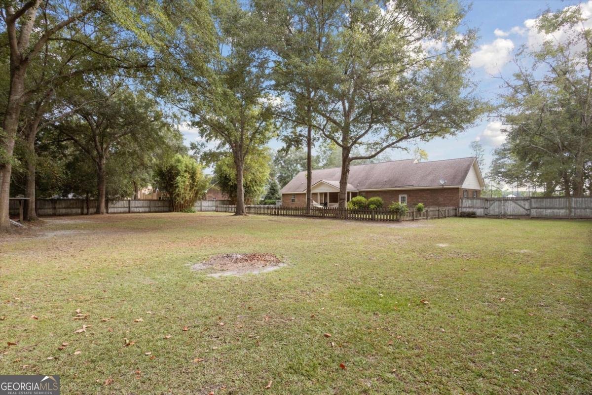 330 Central Avenue Guyton - Photo 7