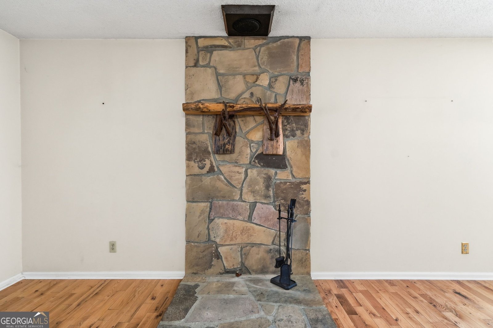 2083 wood lake Lane young harris - Photo 42