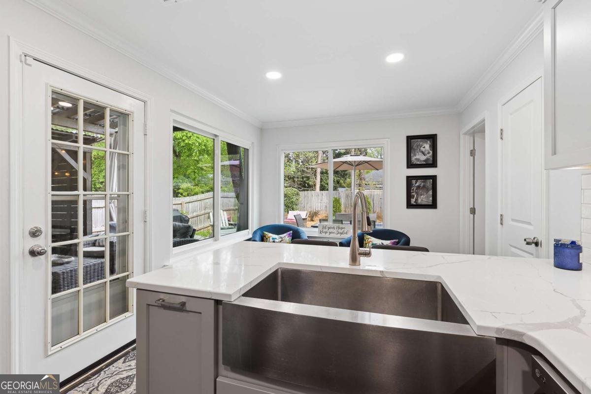 2740 Royal Bluff Decatur - Photo 16