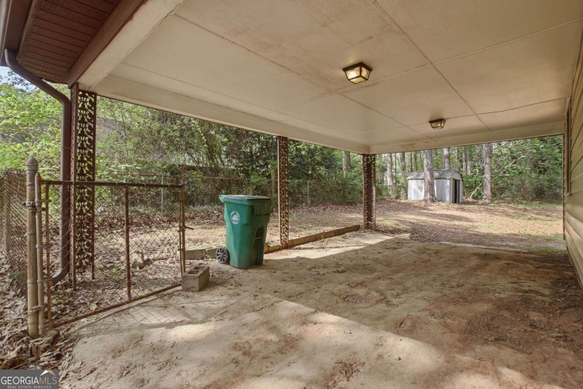 425 Stephenson Road Stone Mountain - Photo 28