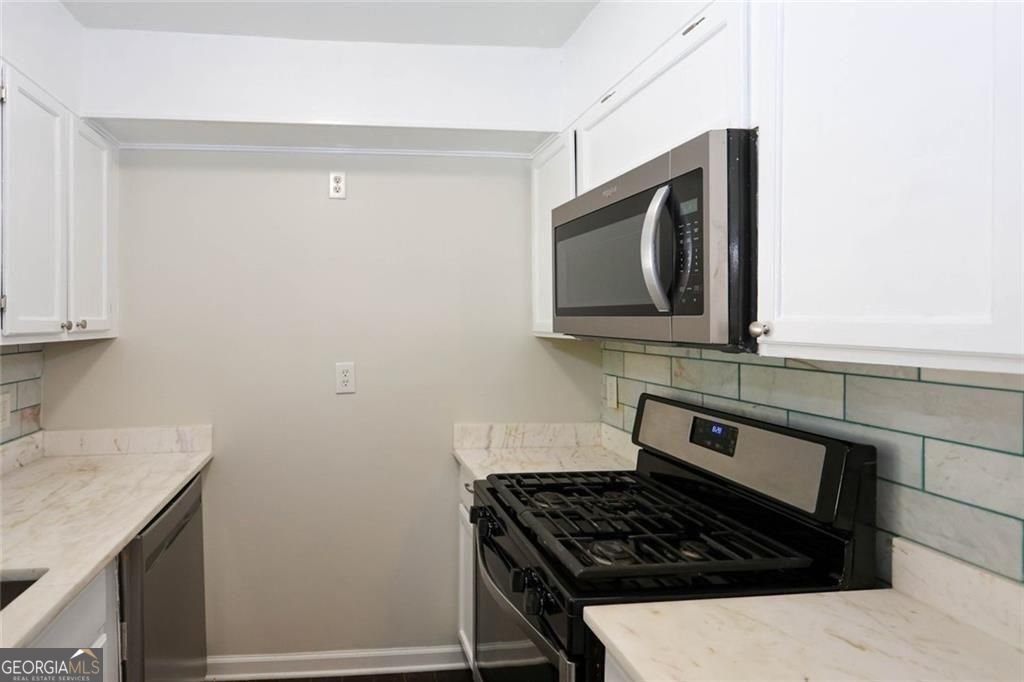 1018 Old Holcomb Bridge Road Roswell - Photo 11