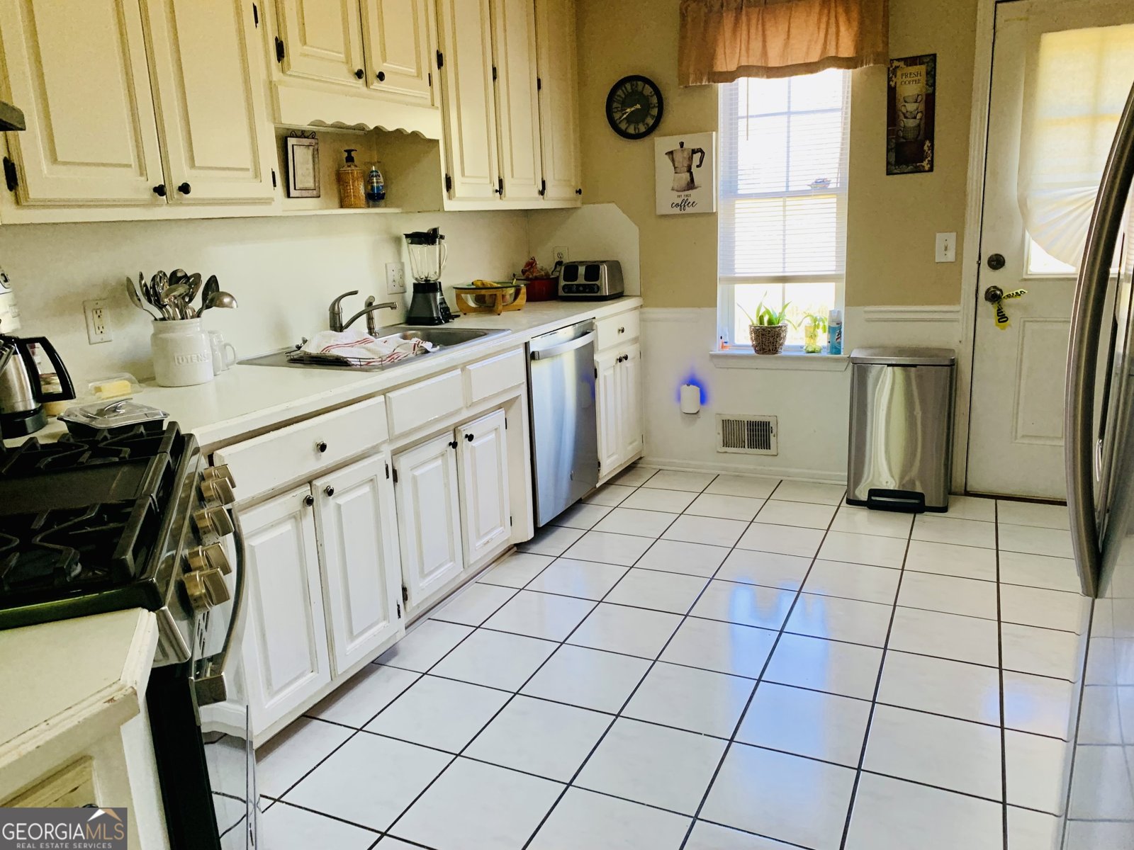 3590 Andrea Lee Court Snellville - Photo 12