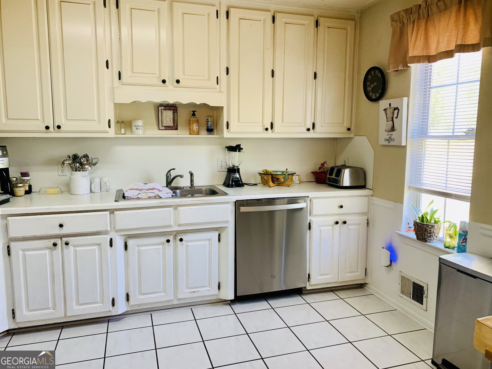 3590 Andrea Lee Court Snellville - Photo 14