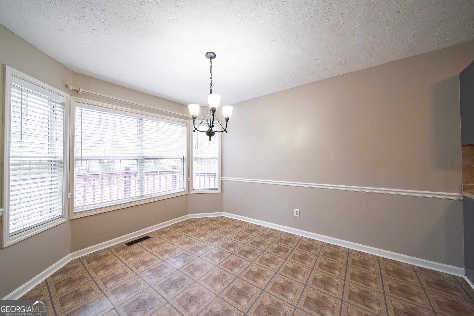 124 Woodridge Circle LaGrange - Photo 11