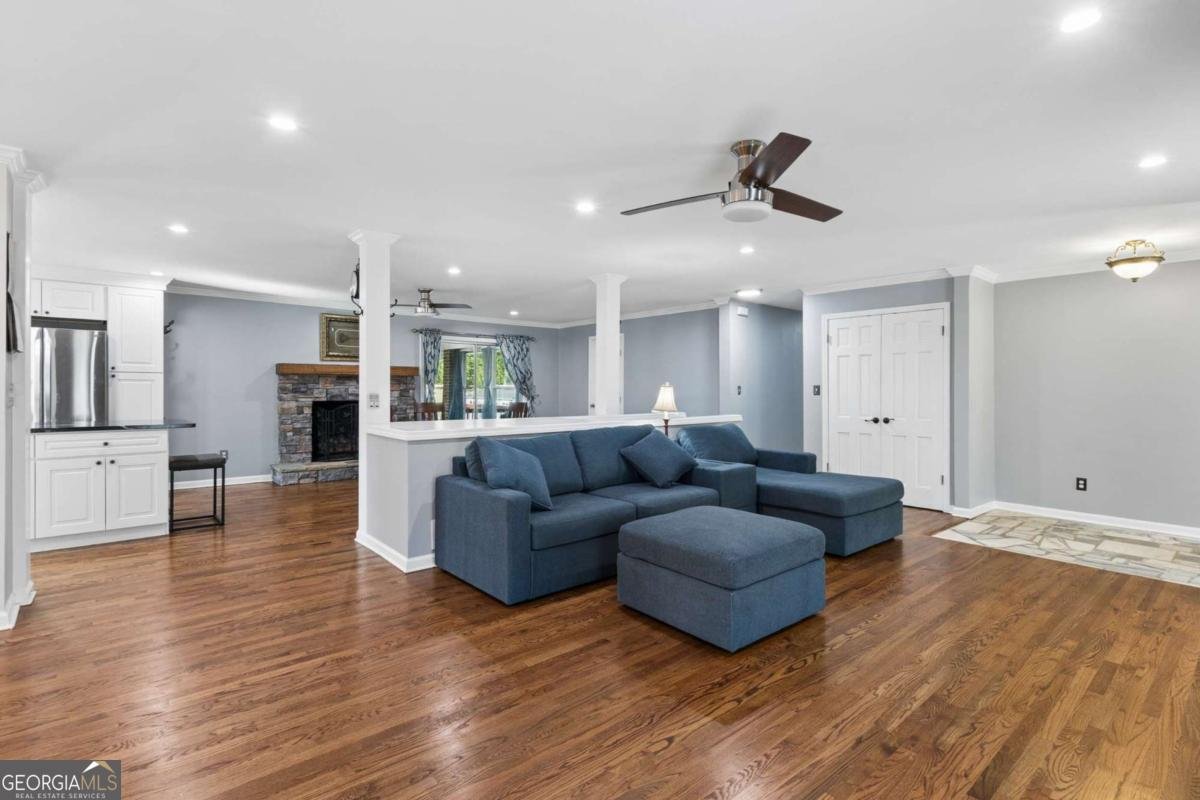 2410 Henderson Road Tucker - Photo 6