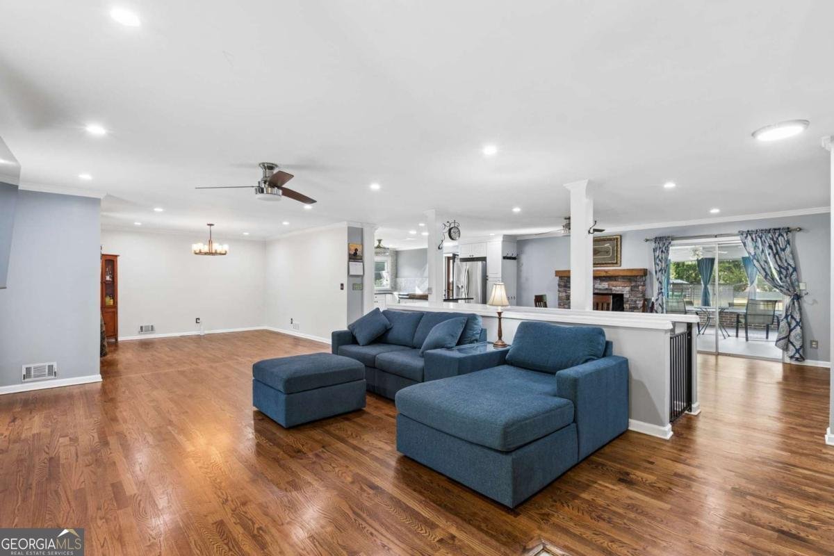 2410 Henderson Road Tucker - Photo 7