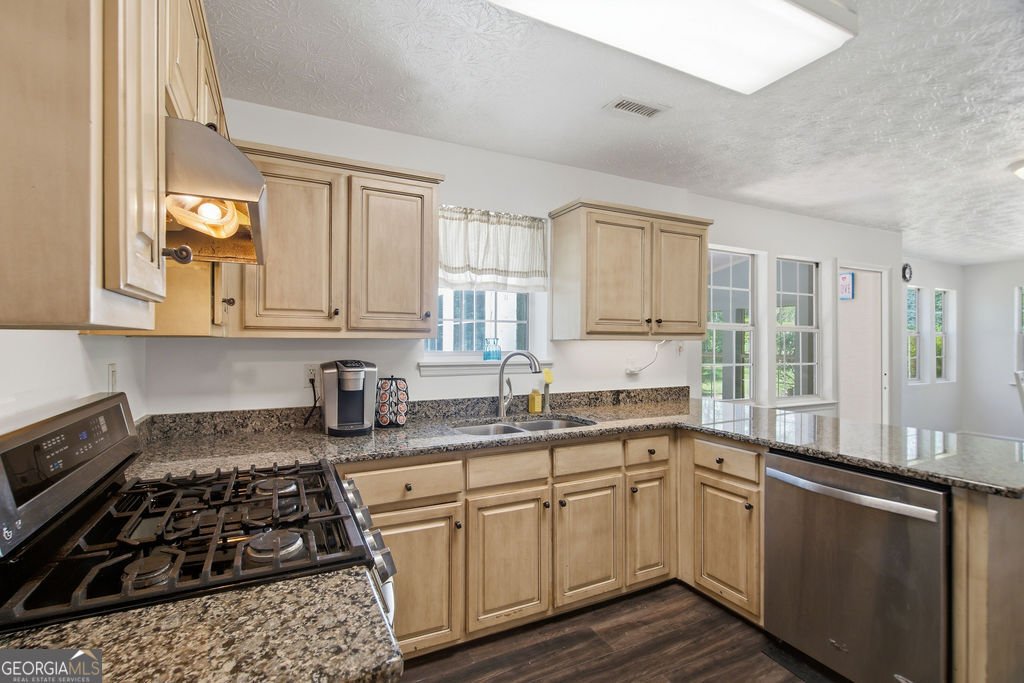 57 Biltmore Circle Sharpsburg - Photo 11