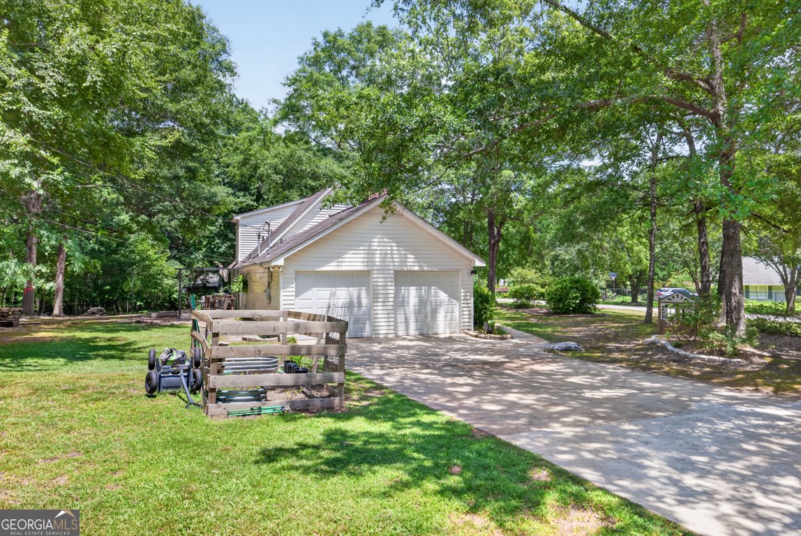 210 Bernice Drive Bogart - Photo 40