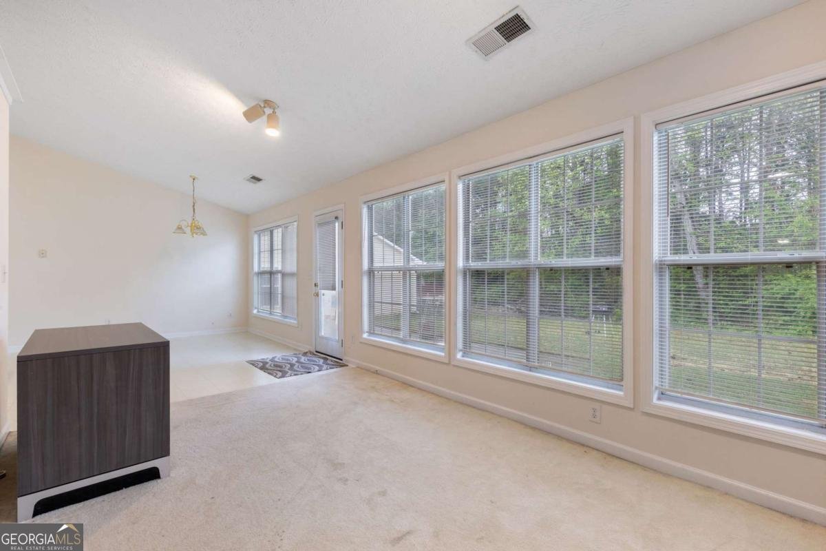 348 Haverford Mill Court Lilburn - Photo 10