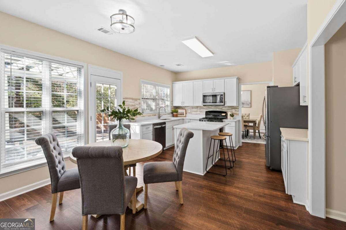 153 Towey Trail Woodstock - Photo 9