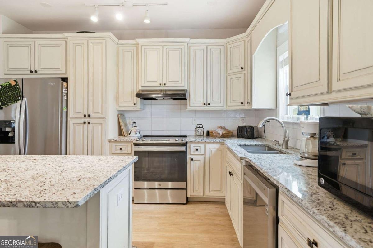 3931 Upper Bethany Road Ball Ground - Photo 13