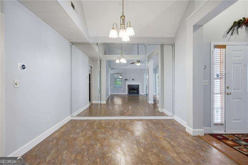 5639 Isleworth Court Atlanta - Photo 10