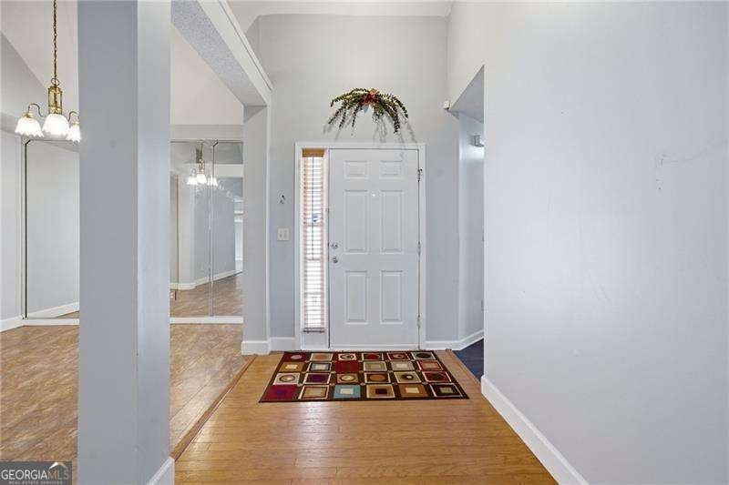 5639 Isleworth Court Atlanta - Photo 8