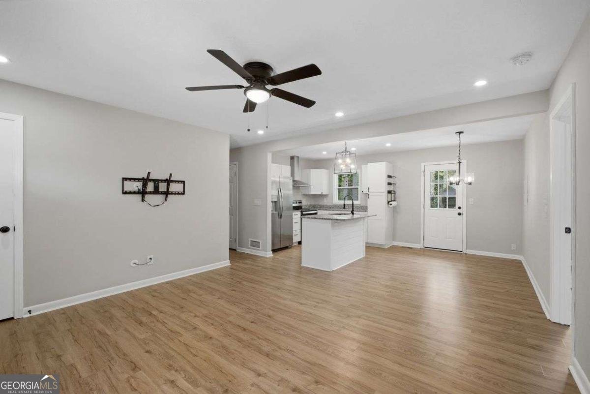 2117 Red Berry Lane Marietta - Photo 6