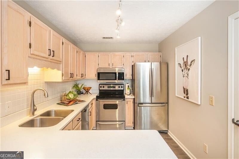 229 Dennis Drive Alpharetta - Photo 17