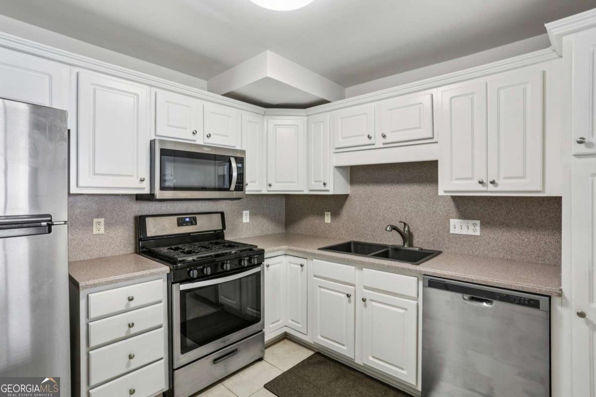 2925 Pharr Court Atlanta - Photo 6