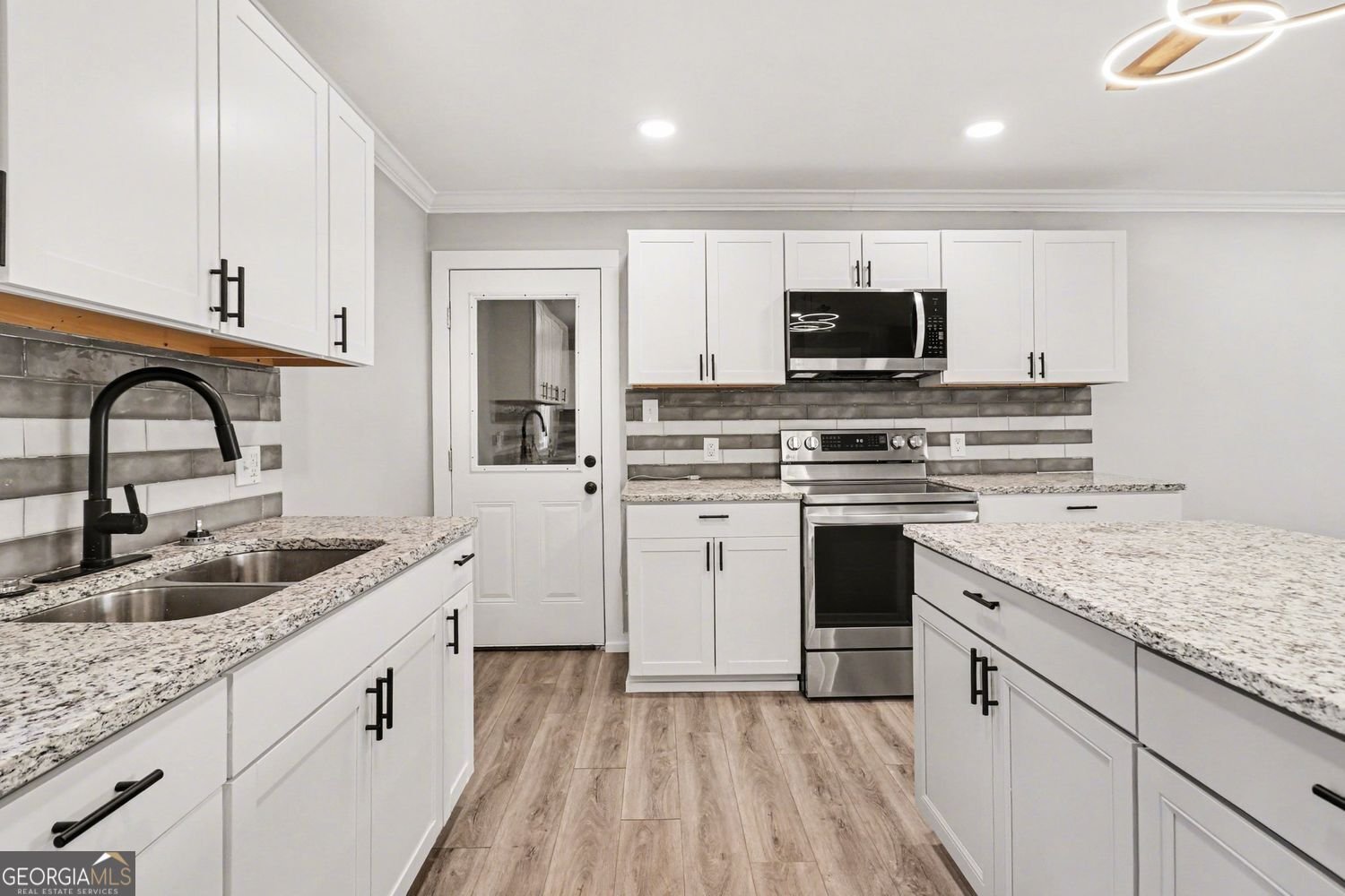 8778 Homewood Court Riverdale - Photo 8