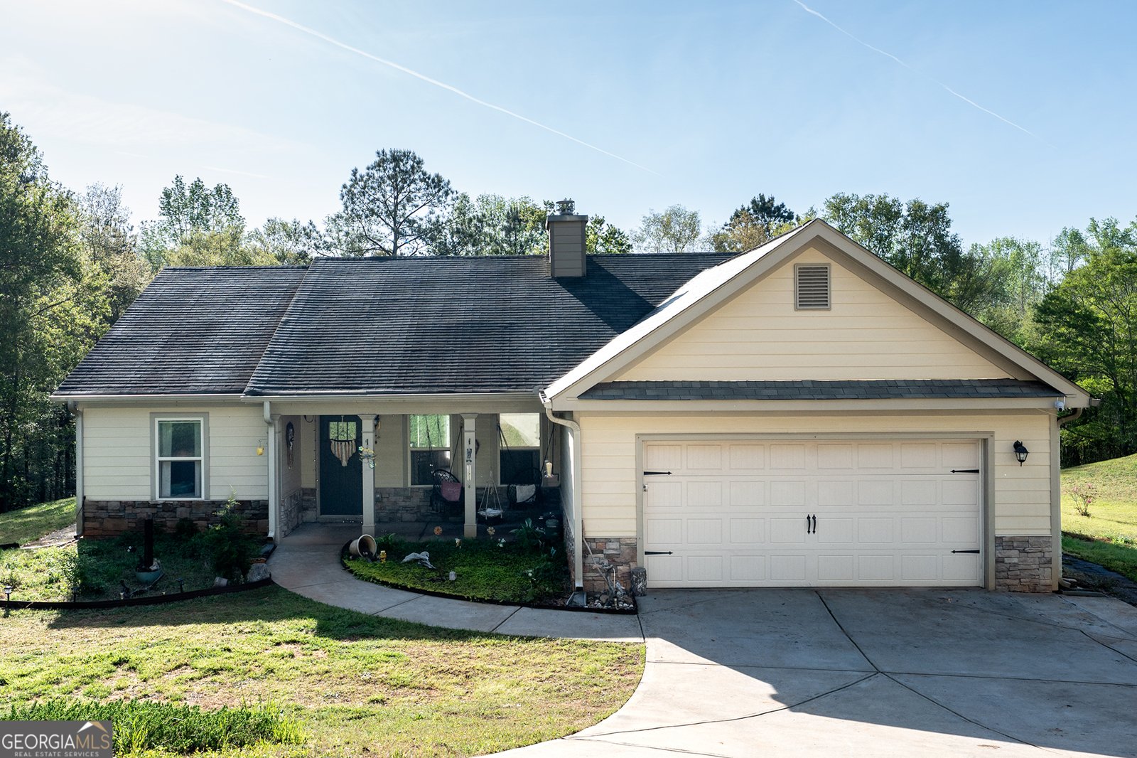 285 Mama B Drive Danielsville - Photo 1