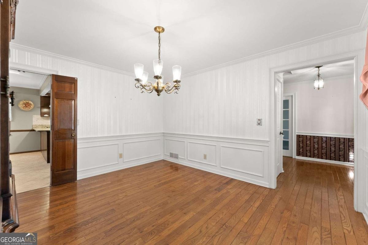 556 Daisy Nash Drive Lilburn - Photo 10