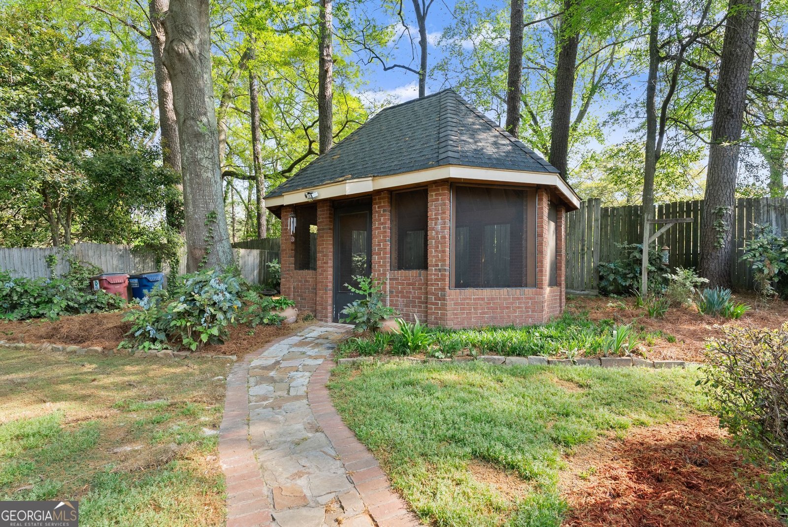 556 Daisy Nash Drive Lilburn - Photo 43