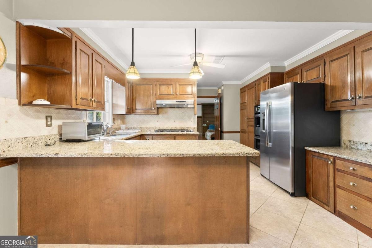 556 Daisy Nash Drive Lilburn - Photo 6