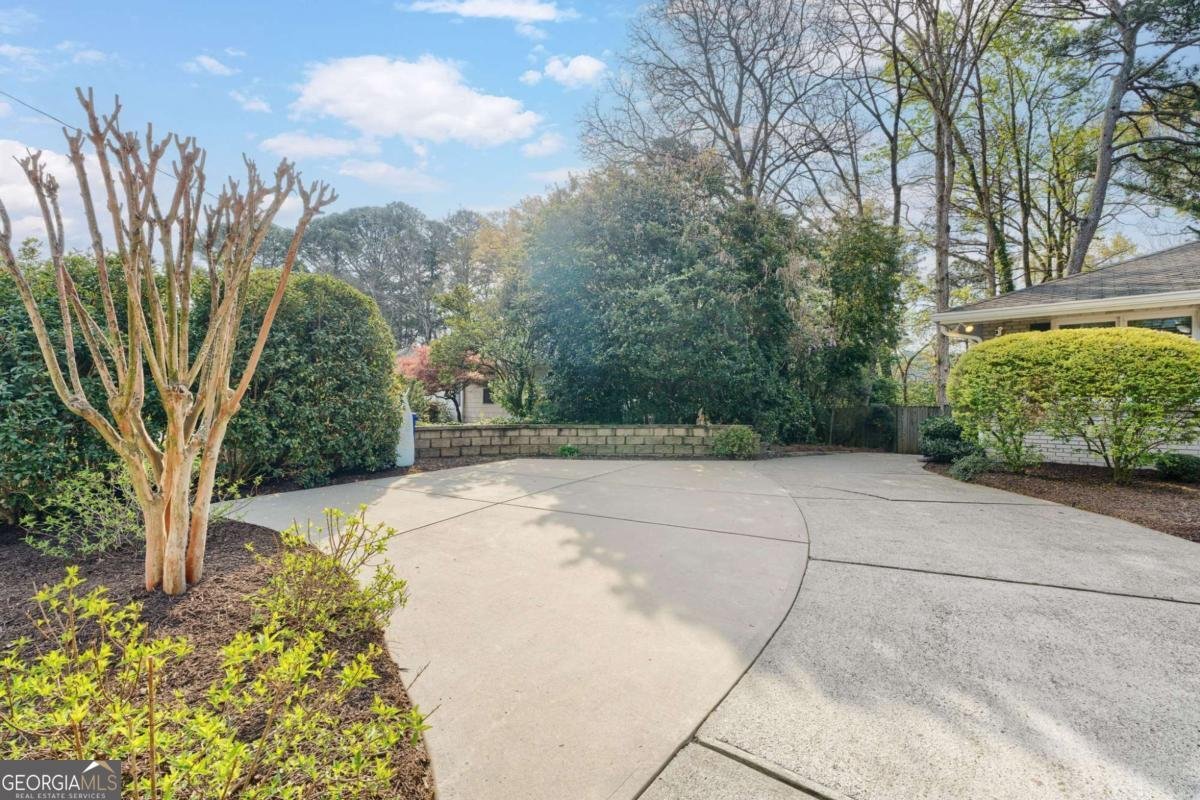 2693 Drew Valley Road Atlanta - Photo 33