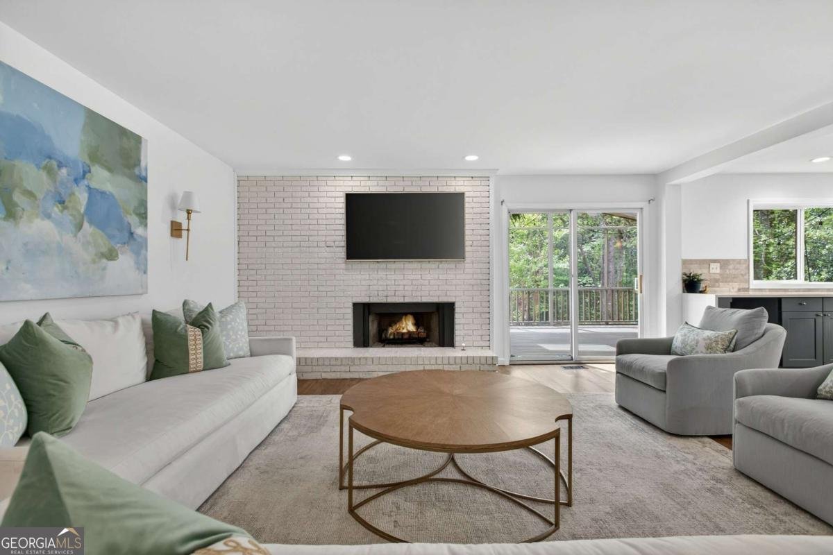 1069 Cliffridge Court Marietta - Photo 7