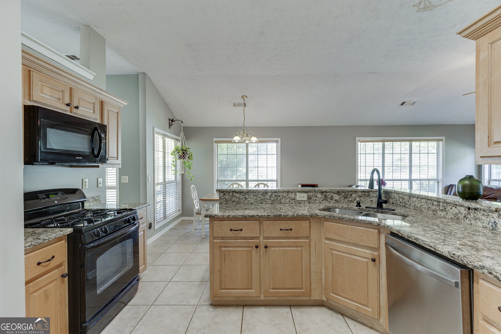 2320 Evonshire Way Dacula - Photo 12