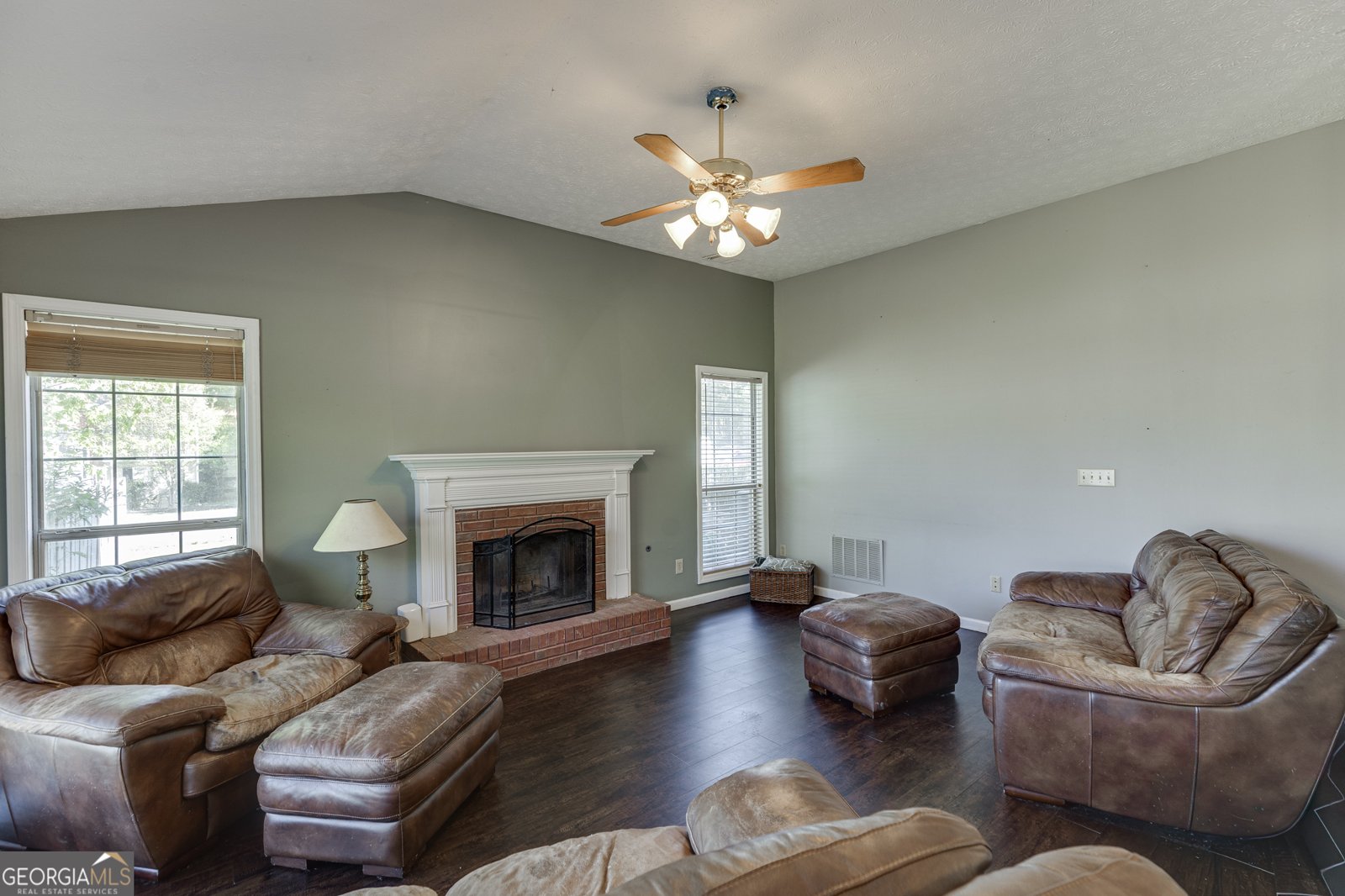 2320 Evonshire Way Dacula - Photo 18