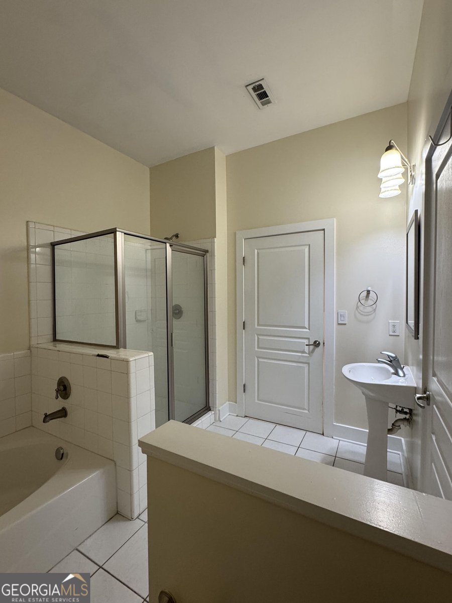 799 Hammond Drive Atlanta - Photo 11