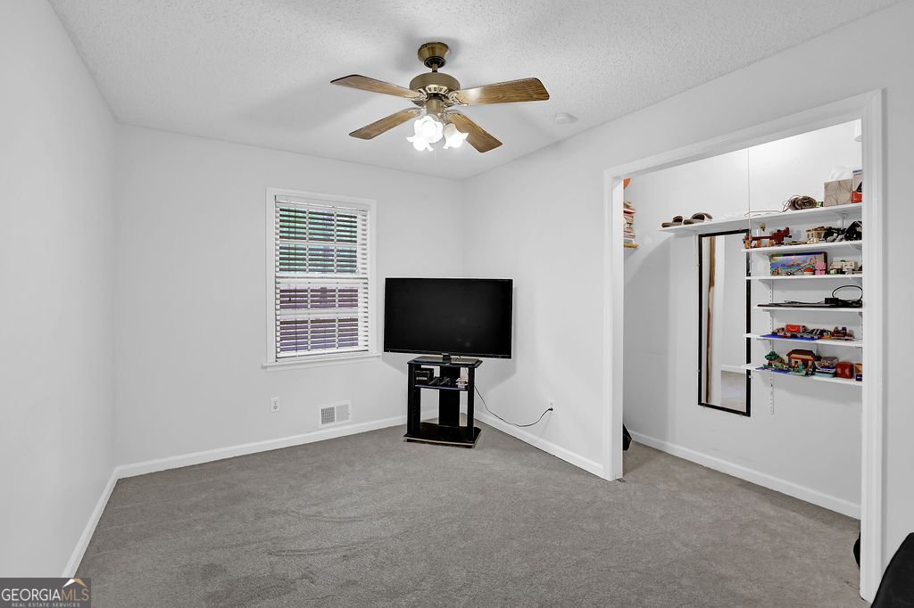 1387 Ridge Road Canton - Photo 18