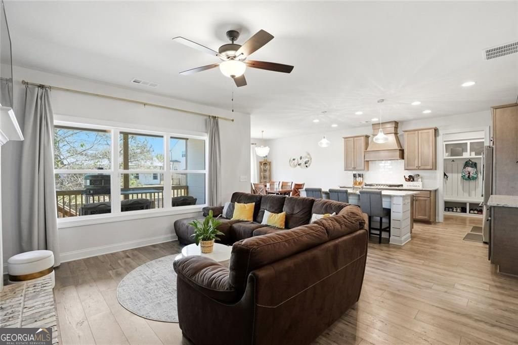 449 Banff Drive Winder - Photo 7