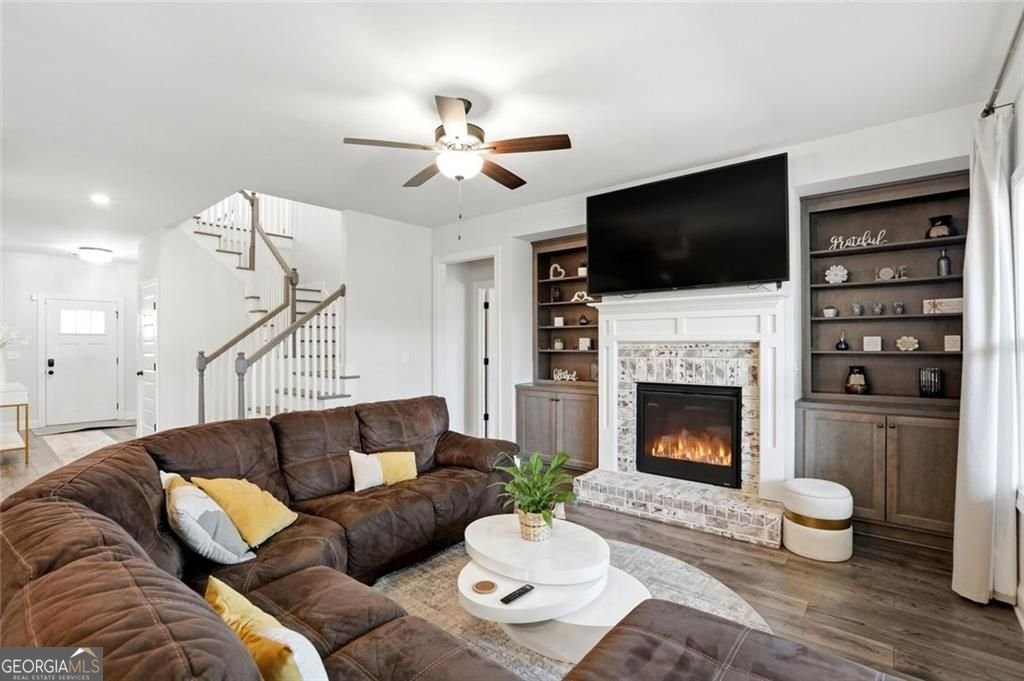 449 Banff Drive Winder - Photo 8