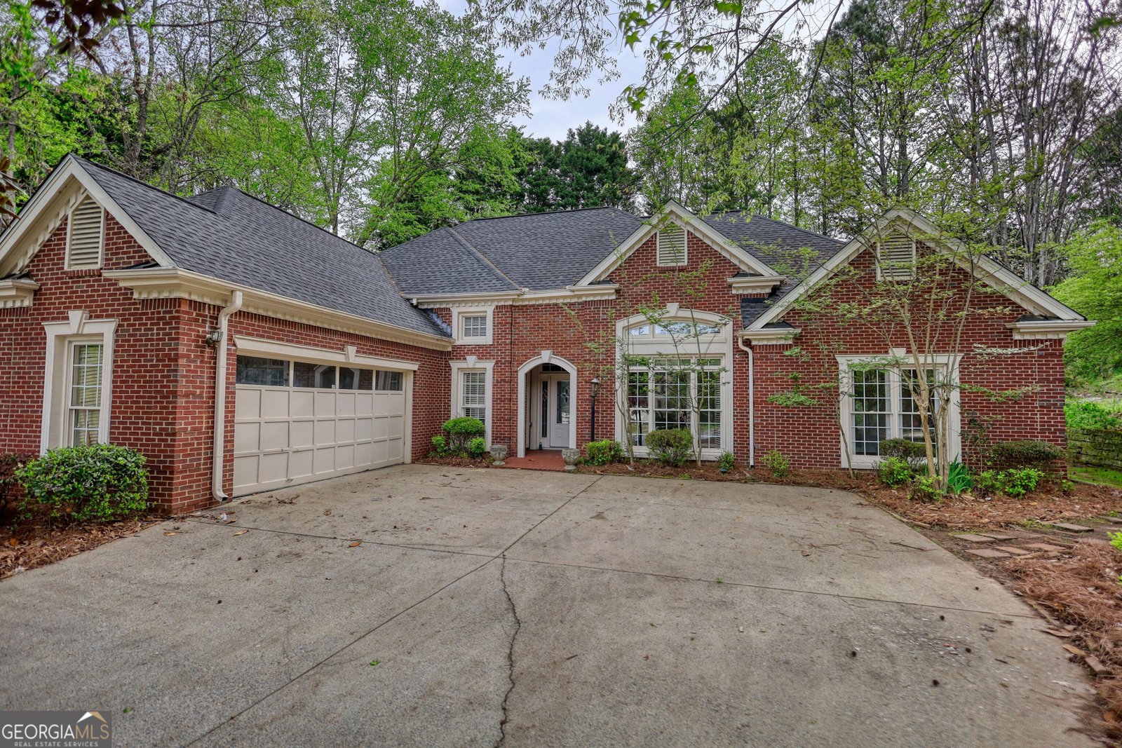 3435 Fox Hollow Way Suwanee - Photo 1